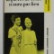 LA GUERRE DE TROIE N &#039;AURA PAS LIEU par JEAN GIRAUDOUX , piece ed deux actes , avec des notes explicatives par YVES MORAUD , 1971