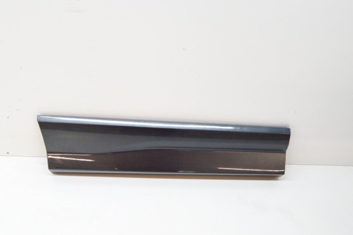 Bandou inferior ușă dreapta spate AUDI Q2 GA 2022 OEM: 81A853970A 17837782