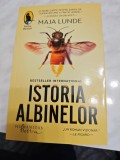 MAJA LUNDE: ISTORIA ALBINELOR