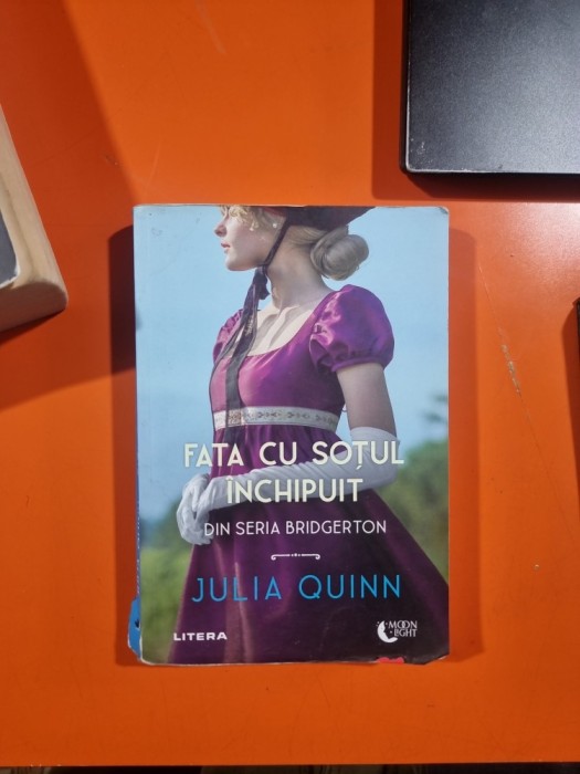 Fata cu soțul &icirc;nchipuit