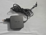 Incarcator laptop original Asus AD2087020 19V 3.42A 65W mufa 4.0mm x 1.35mm