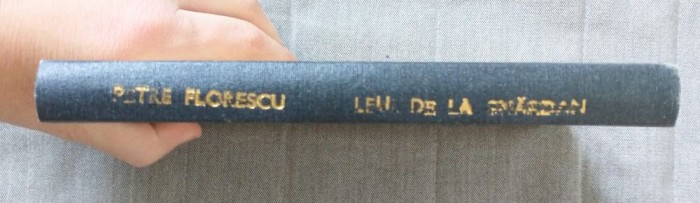 Petre Florescu dedicație autograf - Leul dela Sm&acirc;rdan (roman) (1942)