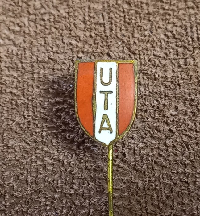 Insigna fotbal - UTA ARAD