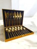 Set tac&acirc;muri 24 piese aurii cu model