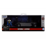 Masina Batman Batmobile cu Figurina, scara 1:32, metal, Negru