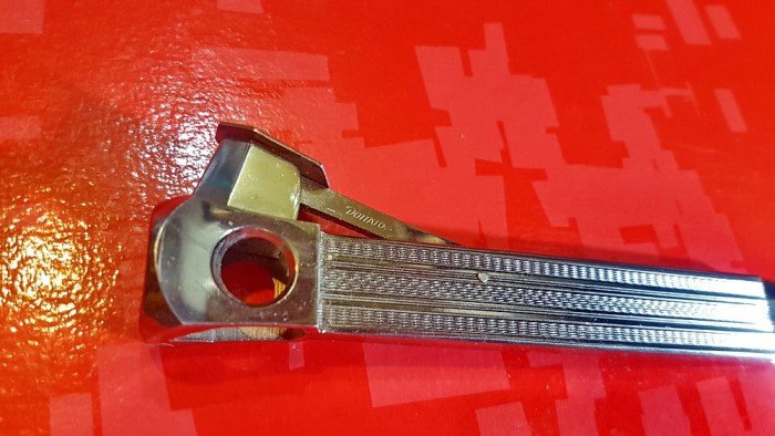 G330-Taietor trabucuri vechi DOTTATO marca a Solingen Germania otel argintat stare buna. Lungime 14.7 cm, latime cap 2 cm, latime maner 1,7 cm.