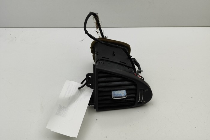 Gura de ventilație planșa de bord JAGUAR XJ X350 2008 OEM: 2W93-7801815-AD 30252837