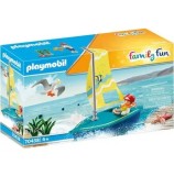Cumpara ieftin Playmobil Family Fun, Beach Hotel - Set barca cu panze