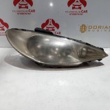 Cumpara ieftin Far dreapta Peugeot 206 2002--&gt;