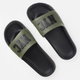 Papuci de plaja tip slides pentru barbati, negri cu dungi kaki, CMCLASS