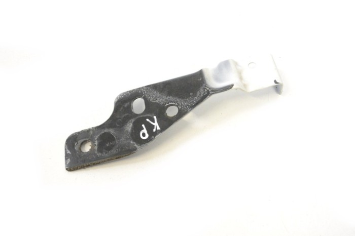 Suport aripa st&acirc;nga față LAND ROVER RANGE ROVER VELAR L560 2019 OEM: J8A2-16E129-AA 14385167