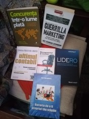 20 cărți de economie
