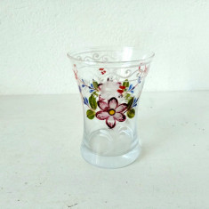 Pahar sticla, pictat manual motiv floral, vechi, vintage, 9cm inaltime