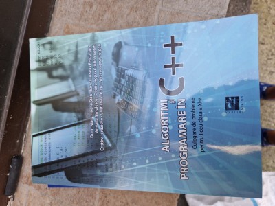 C++ algoritmi programare vintage foto