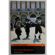 THE THREE MUSKETEERS by ALEXANDRE DUMAS , retold by DIANE MOWAR , LEVEL 2 , 2008 , LIPSA CD *