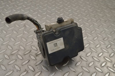 Pompa ABS TESLA MODEL X 2017 OEM: 1037797-00-D 14873379 foto