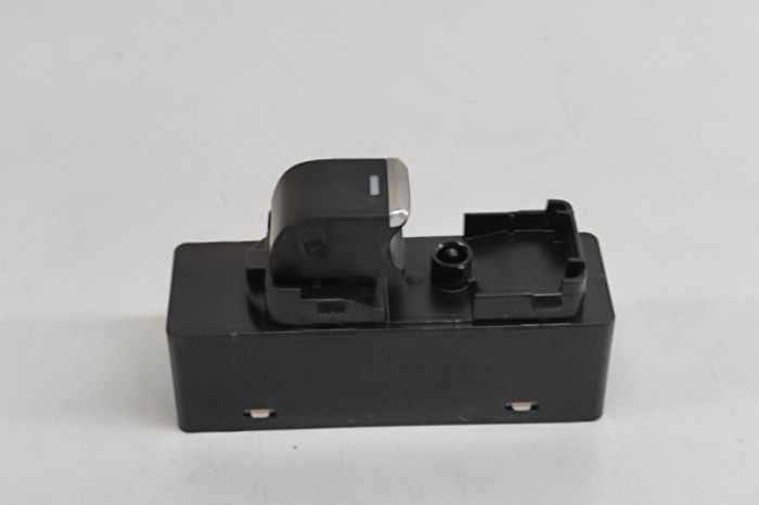 Buton geam ușă st&acirc;nga față MAZDA CX-5 KF 2022 OEM: KG2C-66-380A 30292879