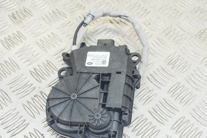 Motor soft close haion LAND ROVER RANGE ROVER IV L405 2017 OEM: C02042-105,CPLA-404C10-BD | 13326757