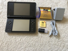 Nintendo DSI XL MODAT R4 cu jocuri pe el Pokemon BLACK , Mario , Zelda , Rayman foto