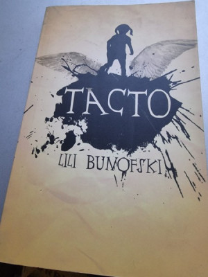 Lili Bunofski - Tacto foto