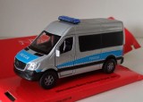 Macheta Mercedes Sprinter Panel Van Politia Polonia 2016 - Welly 1/40, 1:32