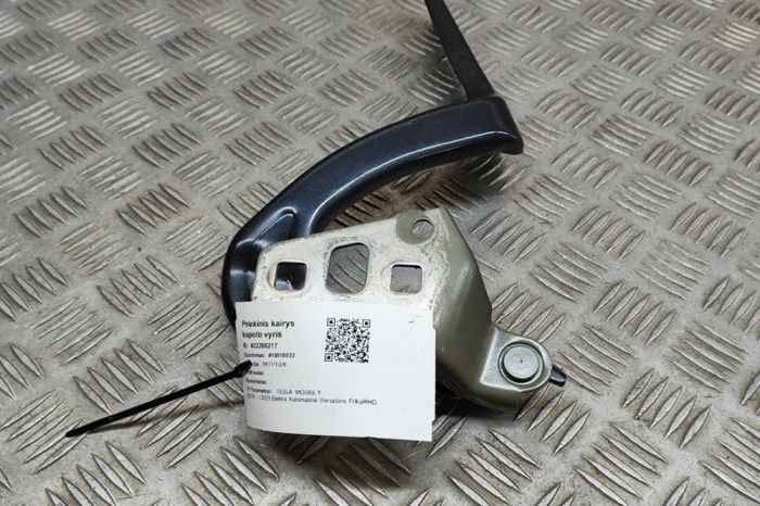 Balama capota st&acirc;nga față TESLA MODEL Y 2023 OEM: 1496267-00-C 22266217