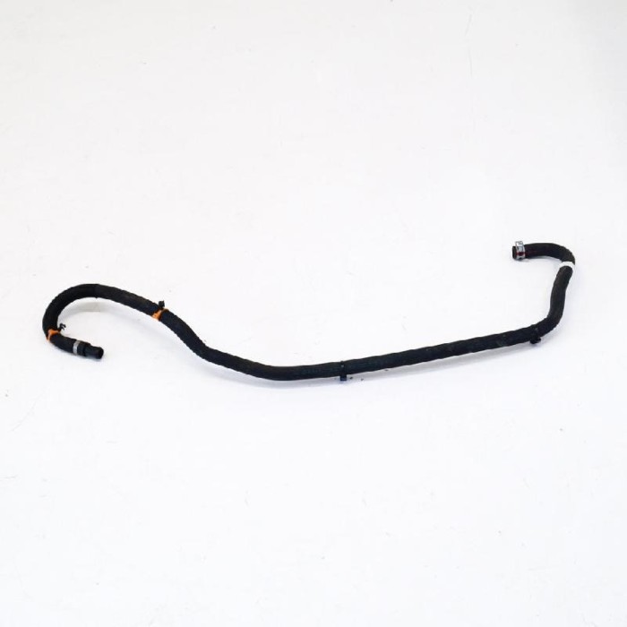 Furtun TESLA MODEL S 2017 OEM: 1071610-00-C | 4125884
