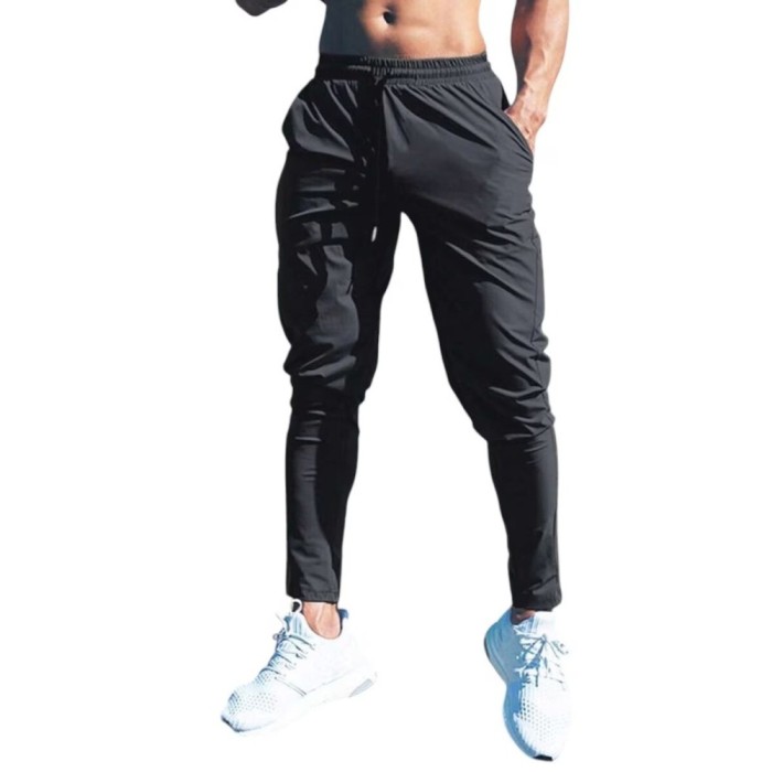 Pantaloni Sport Barbati, Regular Fit, usor elastici, cu buzunare, Negru - S