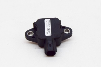 Senzor de impact dreapta față TESLA MODEL S 2014 OEM: 1005275-00-A | 11611185 foto
