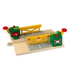 Trecere calea ferata cu bariera cu actionare magnetica BRIO, 3+ ani