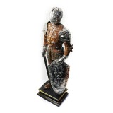 Statuetă Cavaler Medieval &ndash; Fleur-de-lis &ndash; 55 cm &ndash; Decor pentru Lojă și Birou