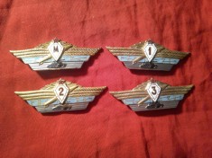 Set 4 Insigne Militare URSS - Armata Sovietica - tancuri - Clasele: Maestru si 1,2,3 , metal si email , L=7cm