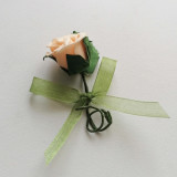 Cocarde nunta - trandafir spuma (somon deschis) si funda organza