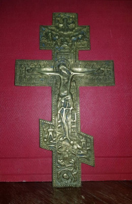 CRUCIFIX DIN BRONZ , RUSIA TARISTA , SECOLUL AL XIX-LEA foto