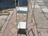 Vand - Suport (pentru lumanari) metalic,pentru cimitir - Constanta