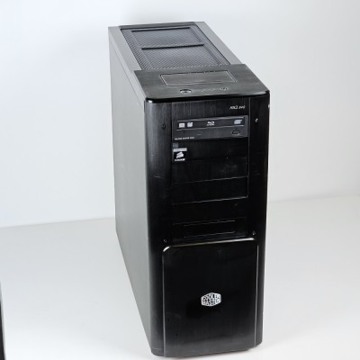 PC Refurbished Gaming 2x Intel Xeon E5-2697 V2, 32GB RAM, SSD 1TB Nou, Placa de baza ASUS Z9PE-D8 WS, DVD-RW, Placa video NVIDIA GeForce GTX 1080 Ti 1 foto