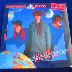 Thompson Twins - into The Gap _ vinyl,LP _ Arista ( 1984, Germania)