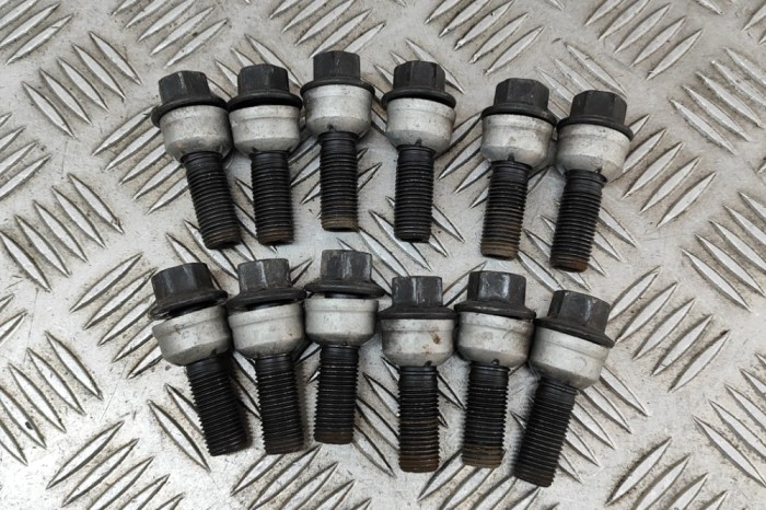 Set prezoane roata PORSCHE CAYENNE 9Y0/9Y3 2023 OEM: WHT010066 | 29179349