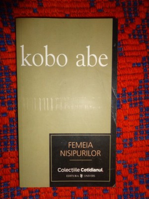 Femeia nisipurilor - Kobe Abe / 187 pagini foto