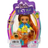 Papusa Barbie cu par lung si accesorii, Extra Minis, HHF81