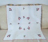 Fata de masa Vintage din bumbac cu broderie manuala aplicata- tip quilt