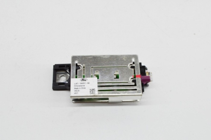 Amplificator de antena FORD USA Mustang Mach-E 2022 OEM: LJ8T-19K351-AA | 21468751