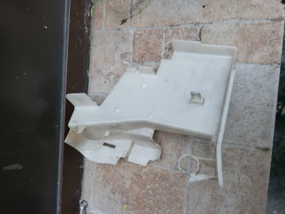 Protecție broască ușă față dreapta VW Polo 9N foto