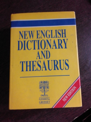 NEW ENGLISH DICTIONARY AND THESAURUS foto