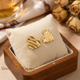 Cumpara ieftin Cercei Inima de Aur , Cercei cu tija placati 18K Brazilia