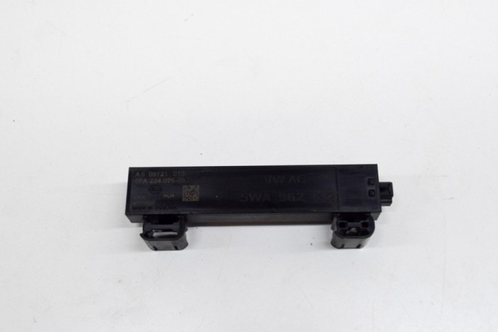 Antena Keyless Entry VW ID.3 E11 2021 OEM: 5WA962132,5FA224075 | 14988592