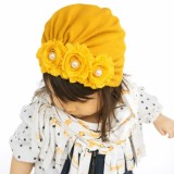 Caciulita galben mustar tip turban cu floricele cu perlute (Marime Disponibila:
