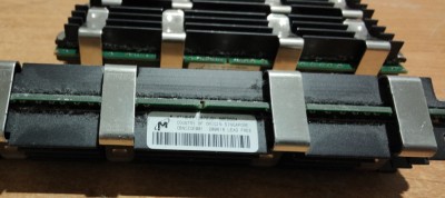 Ram Server Micron 1GB DDR2-800 MT18HTF12872JDY-80ED6D4 PC2-6400 ECC foto