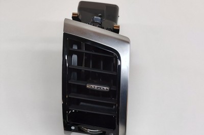 Gura de ventilație planșa de bord JAGUAR F-TYPE Coupe X152 2021 OEM: JX53-018B08-AC | 30249344 foto