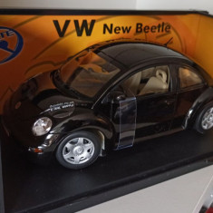 Macheta VW New Beetle 1995 negru - Gate/AutoArt 1/18 Volkswagen